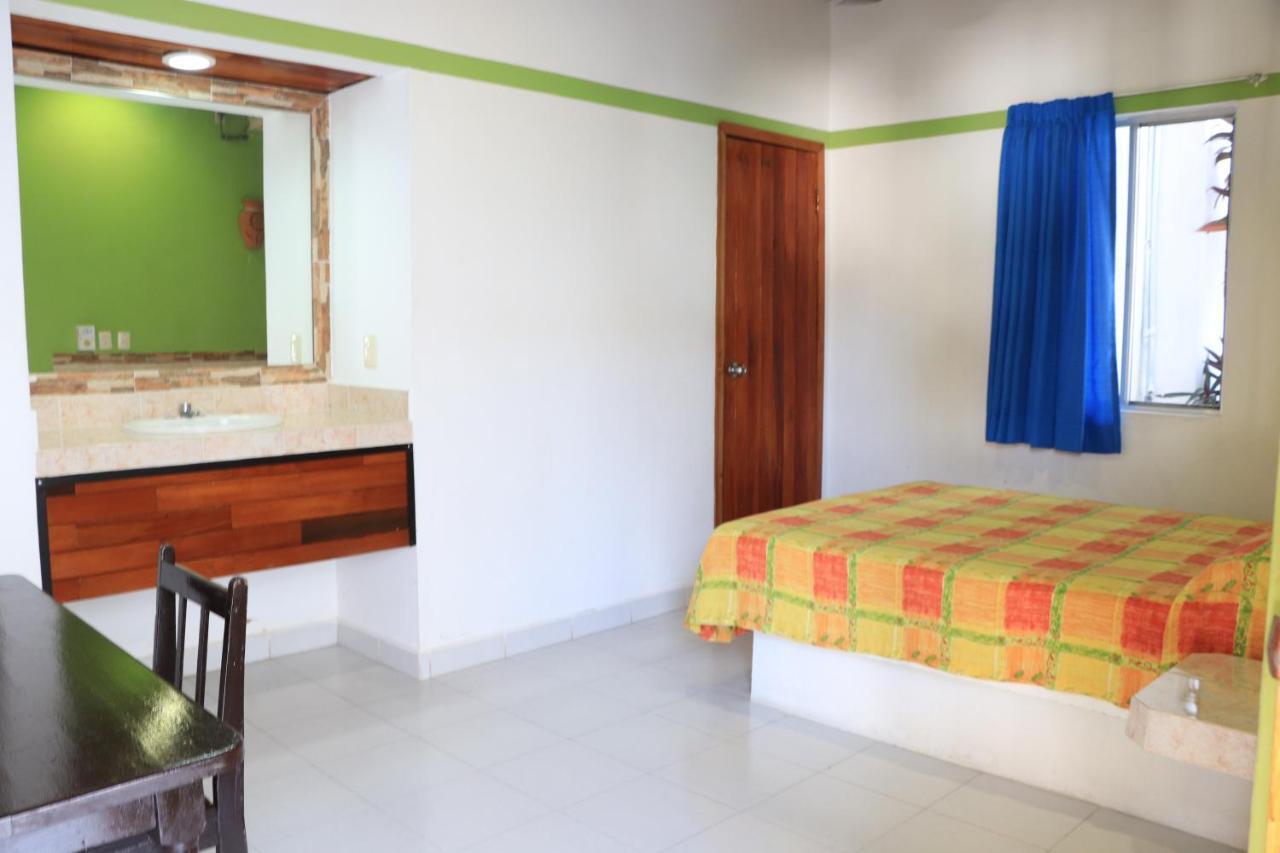Hotel Quinta Santa Elena Palenque Exteriör bild