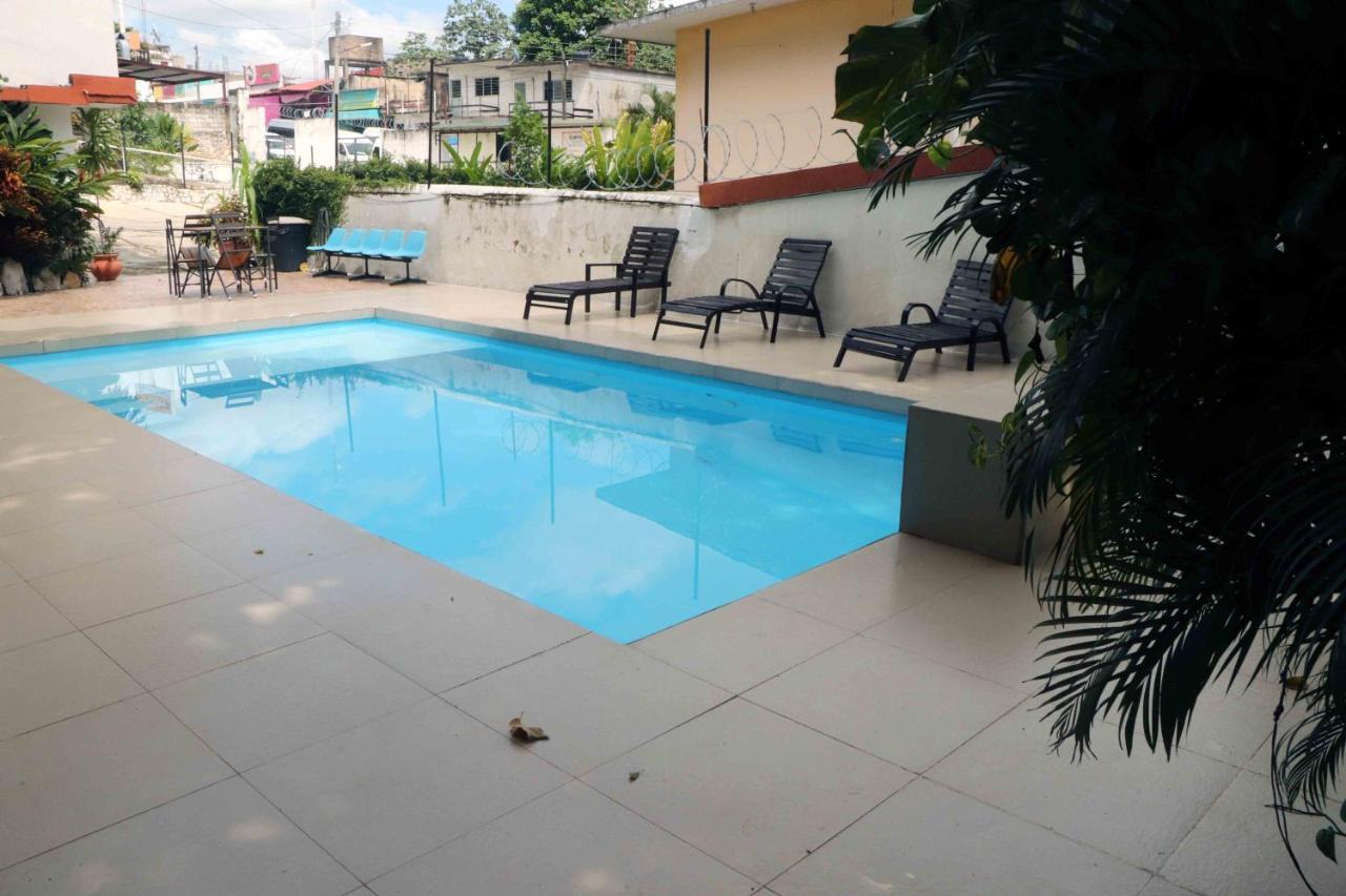 Hotel Quinta Santa Elena Palenque Exteriör bild